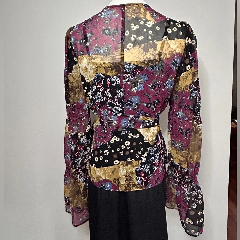 BCBGENERATION Sheer Patchwork Floral Bell Sleeve Wrap Top Whimsigoth Boho | Sz S - Picture 10 of 13
